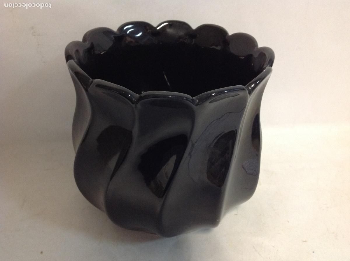 Antig&uuml;edades: Jarr&oacute;n negro de loza esmaltada - Foto 1
