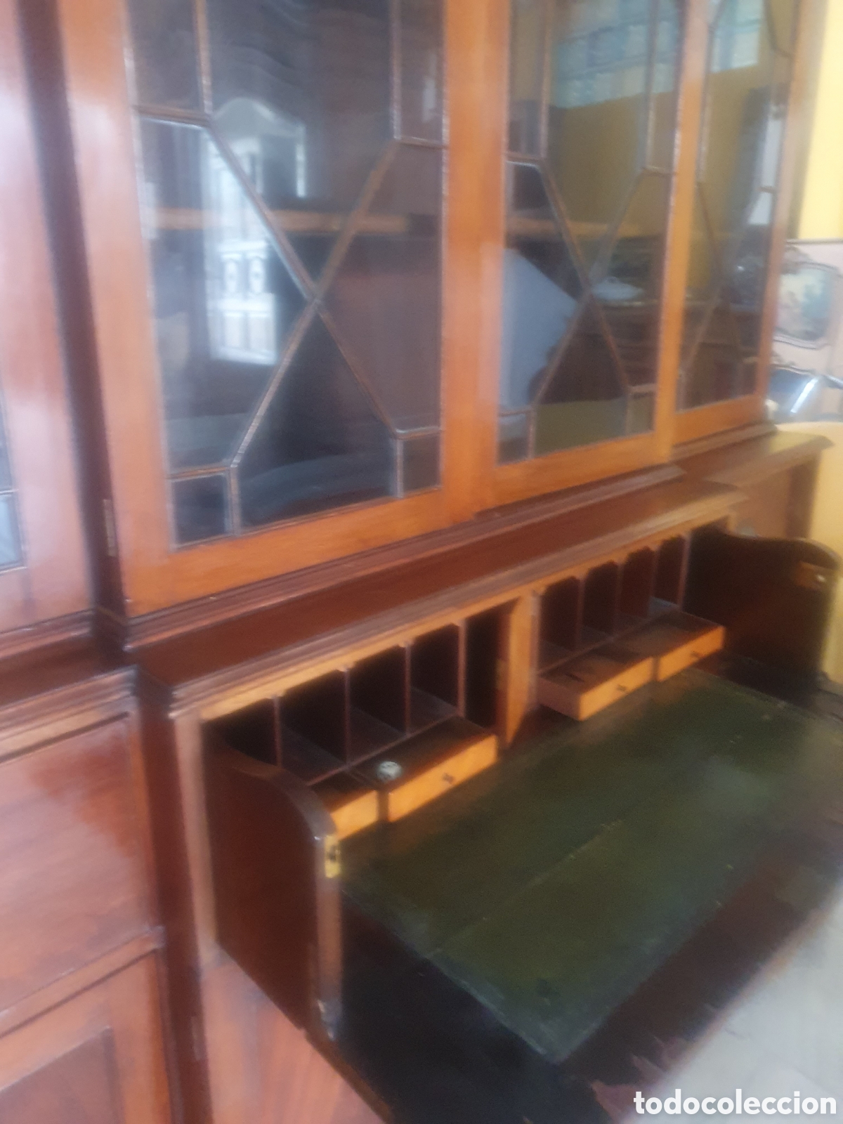 Antig&uuml;edades: Vitrina - Foto 3