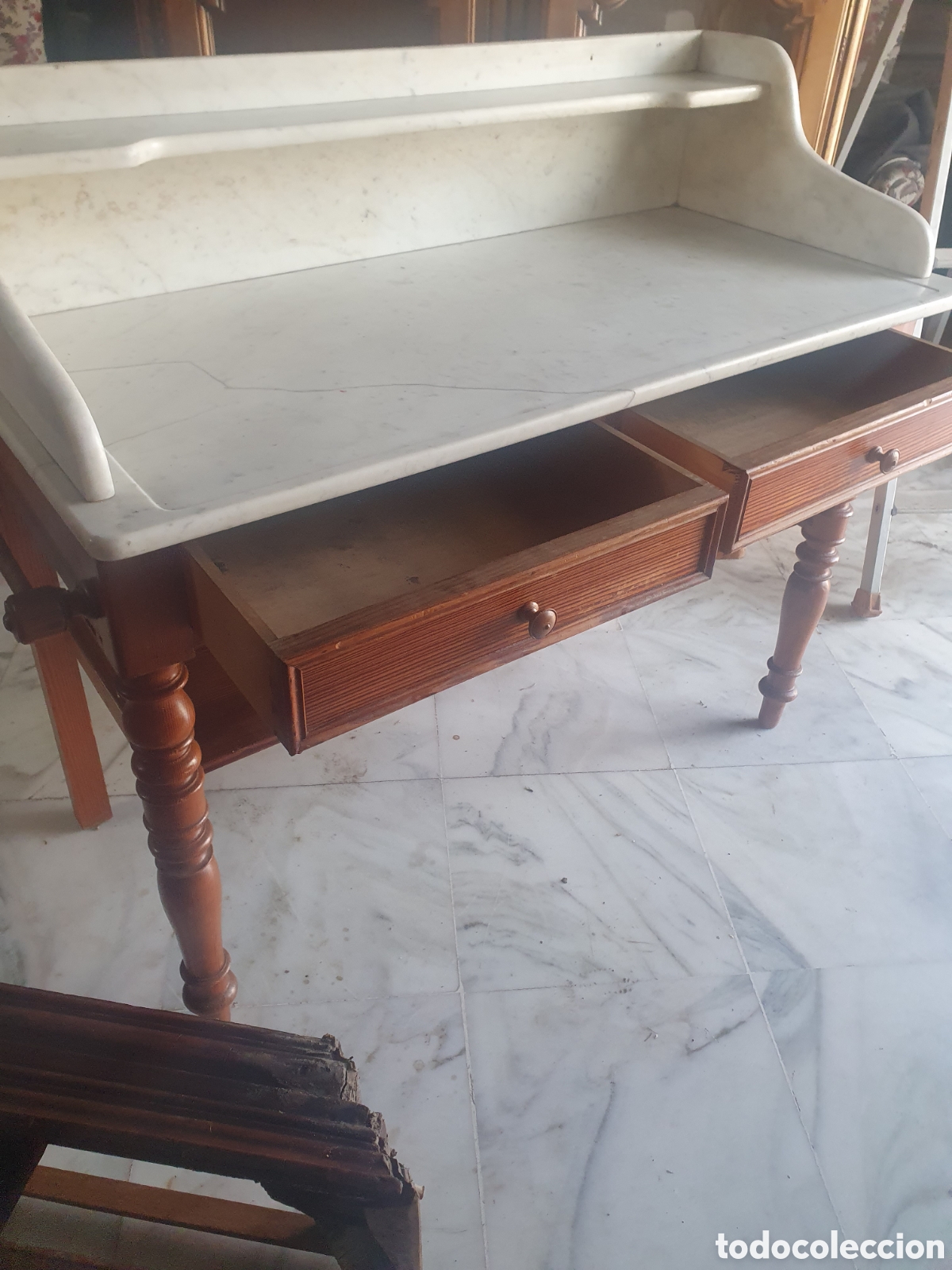 Antig&uuml;edades: Mesa de servio - Foto 1