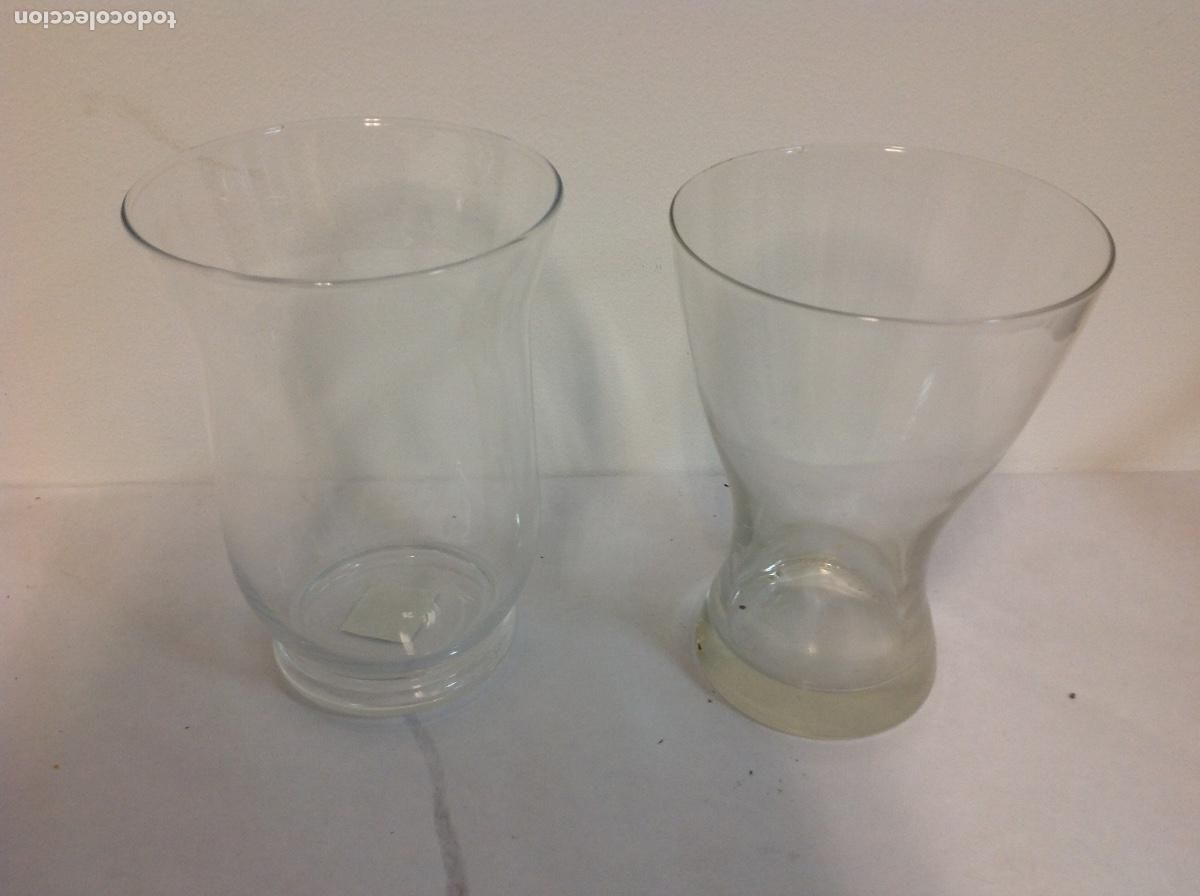 Antig&uuml;edades: 2 jarrones de cristal - Foto 1