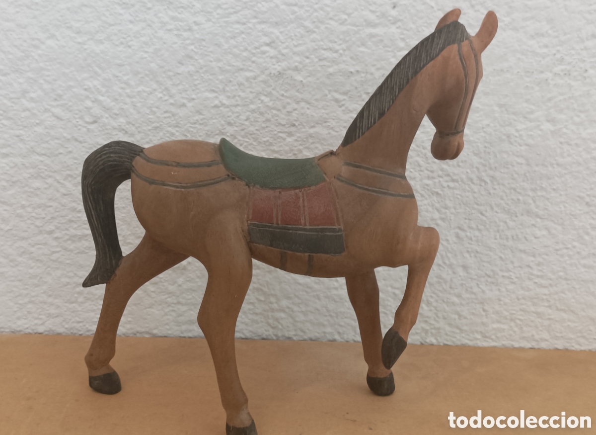 Antig&uuml;edades: TALLA O FIGURA CABALLO DE MADERA - Foto 4
