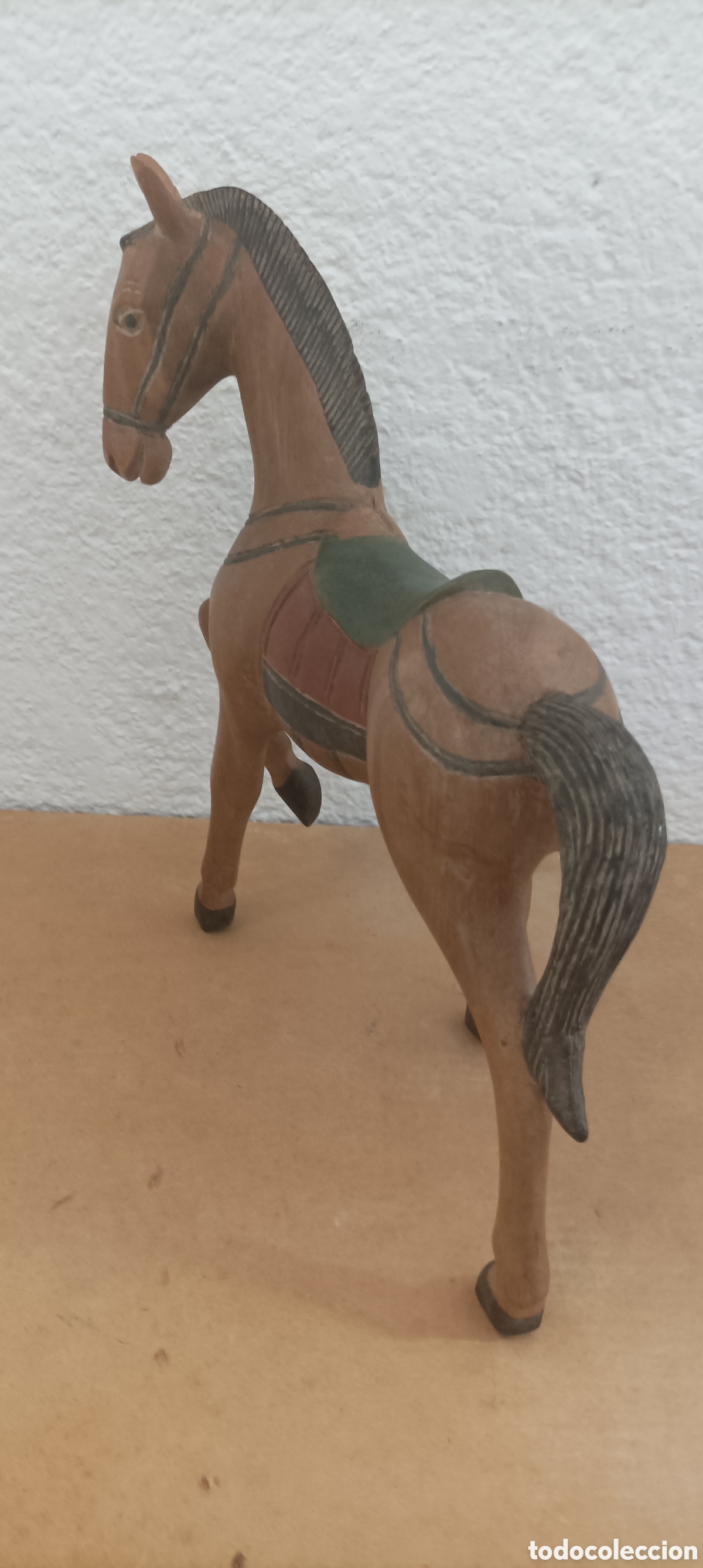 Antig&uuml;edades: TALLA O FIGURA CABALLO DE MADERA - Foto 5