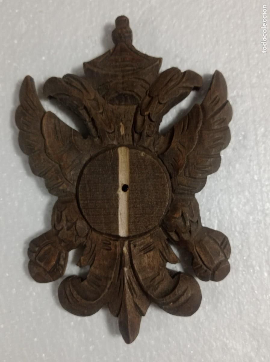 Antiquit&eacute;s: Escudo talla de madera