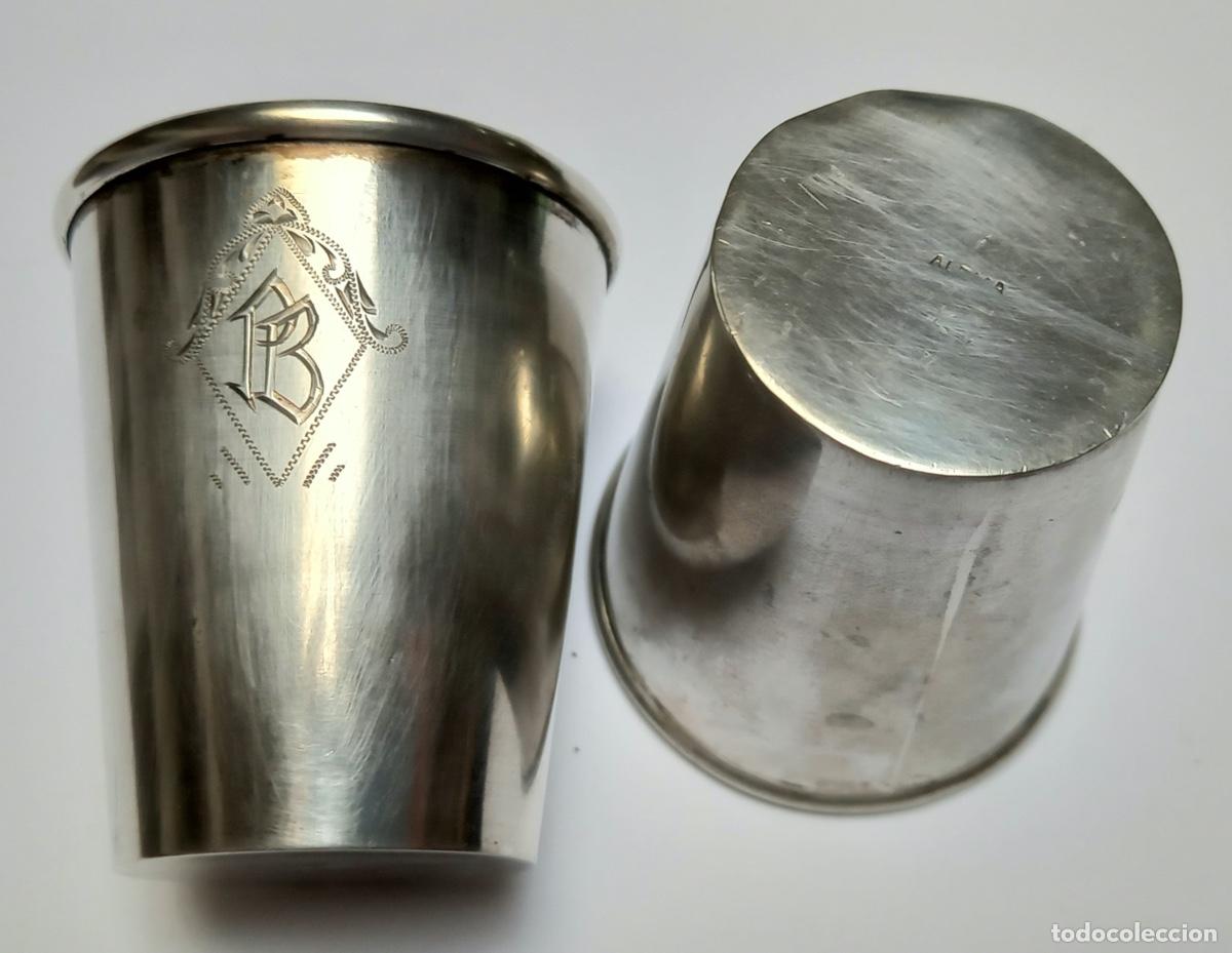 Antig&uuml;edades: Dos antiguos vasos de comuni&oacute;n de alpaca plateada - Foto 3