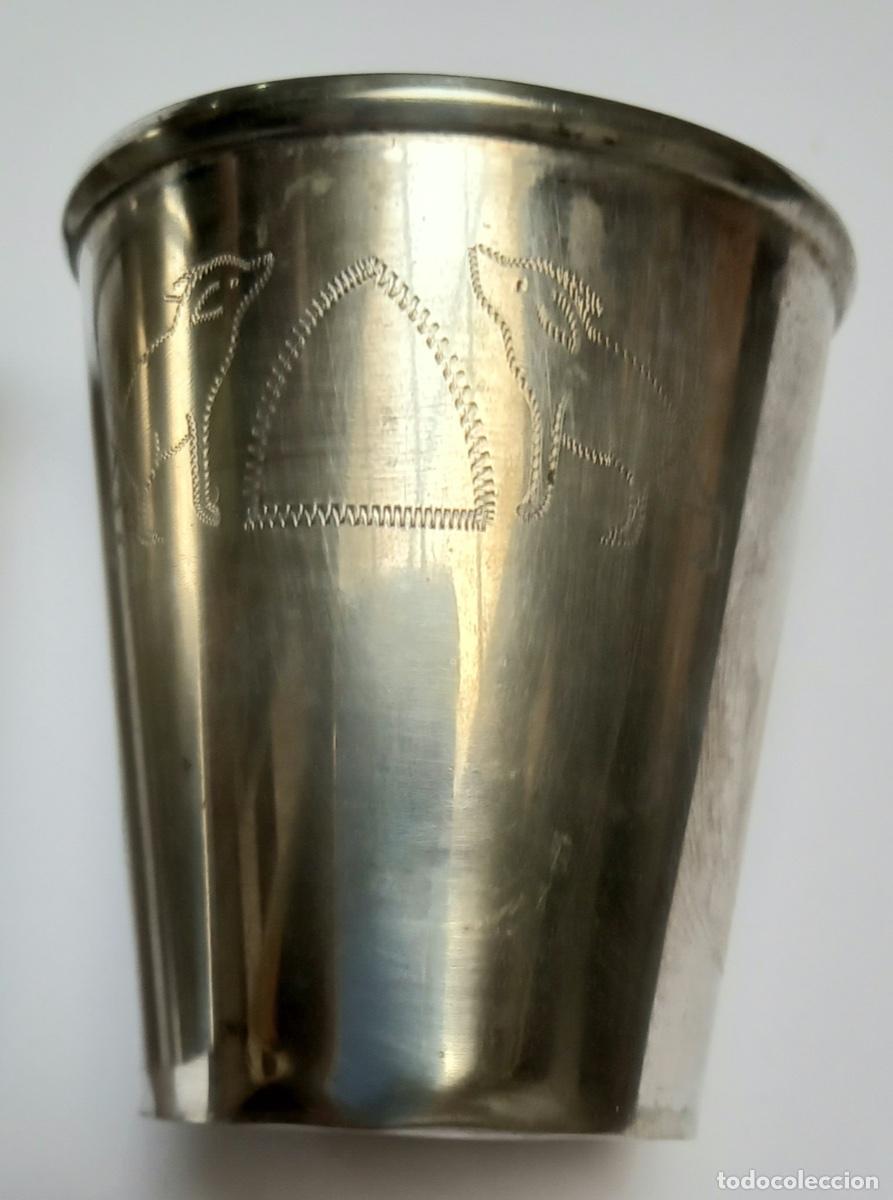 Antig&uuml;edades: Dos antiguos vasos de comuni&oacute;n de alpaca plateada - Foto 5