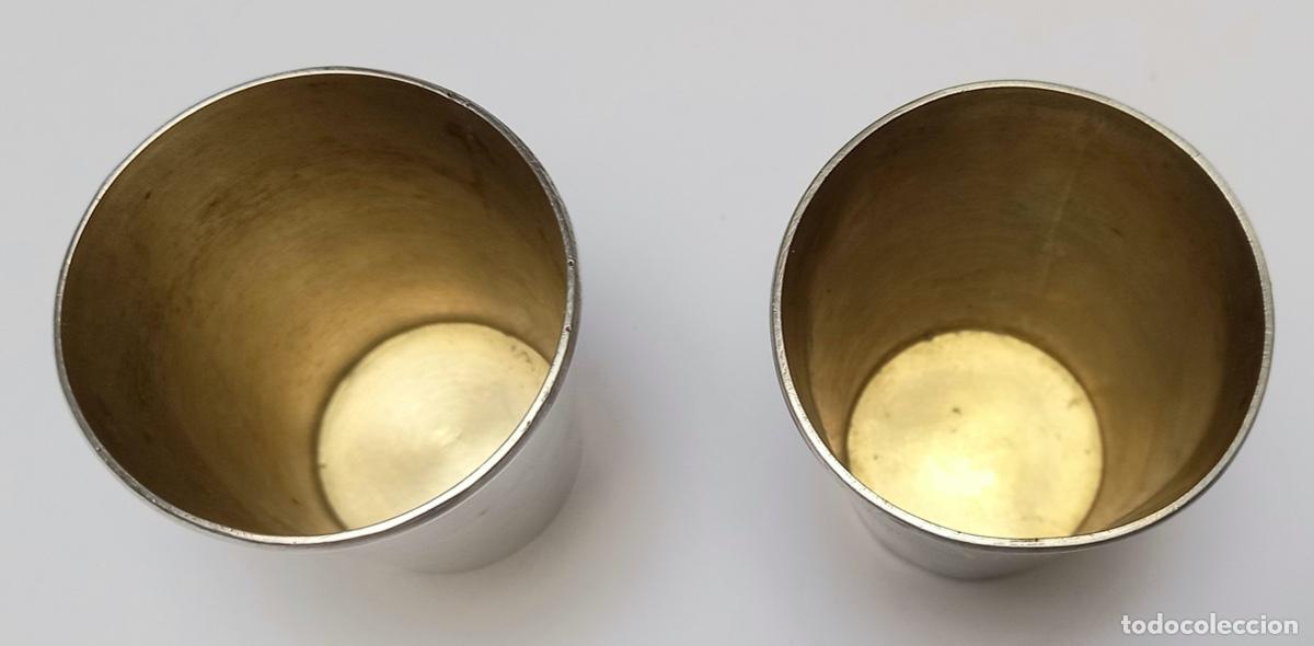 Antig&uuml;edades: Dos antiguos vasos de comuni&oacute;n de alpaca plateada - Foto 6
