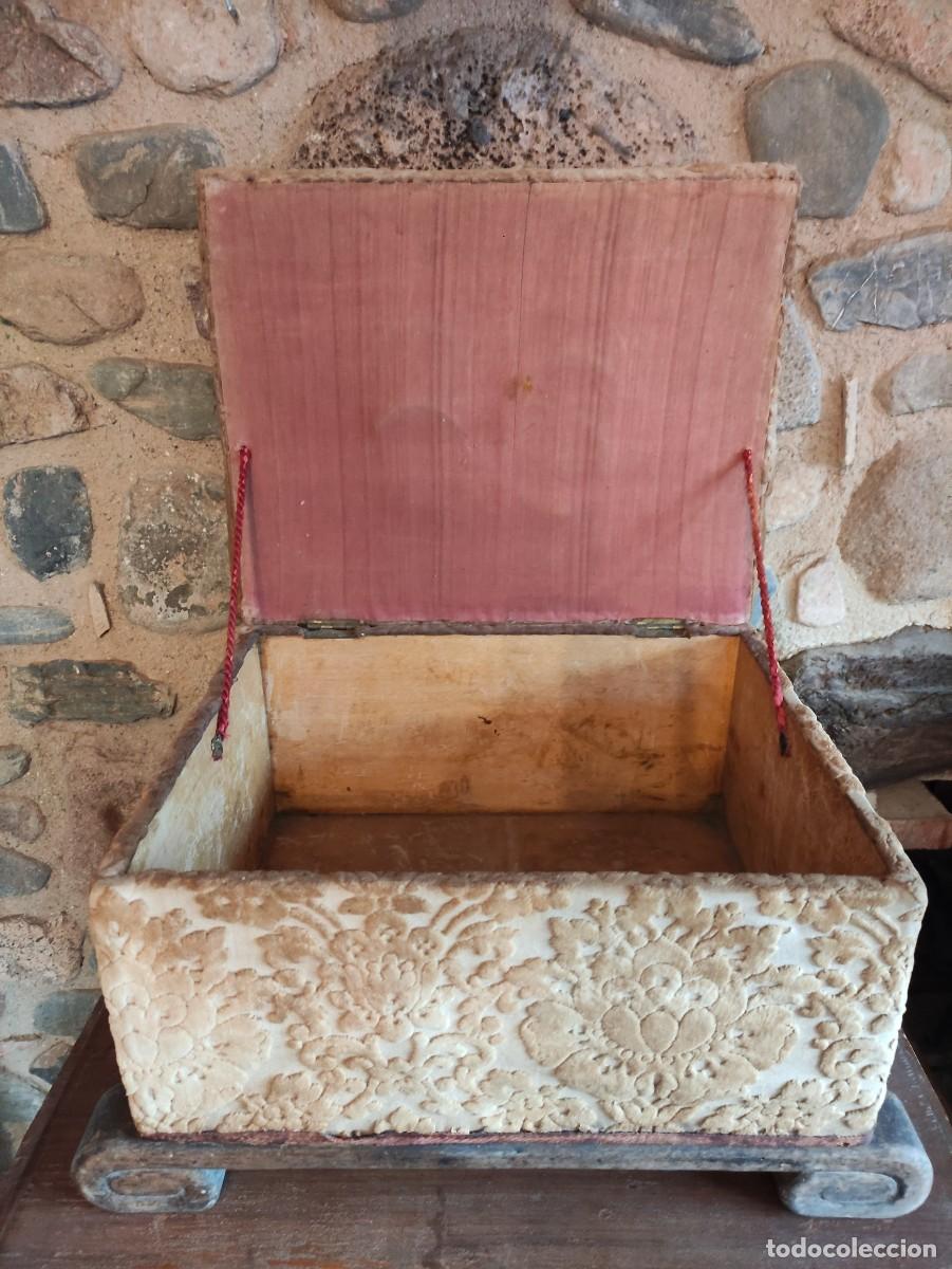 Antig&uuml;edades: Ba&uacute;l, otomana, antigua - Foto 4