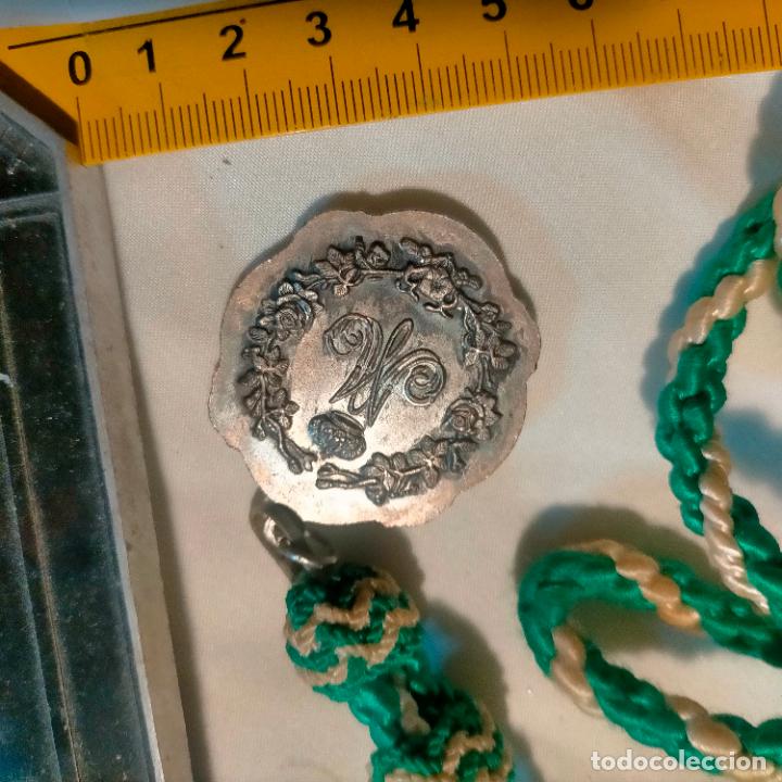 Antig&uuml;edades: ANTIGUA MEDALLA VIRGEN DEL ROCIO - Foto 2