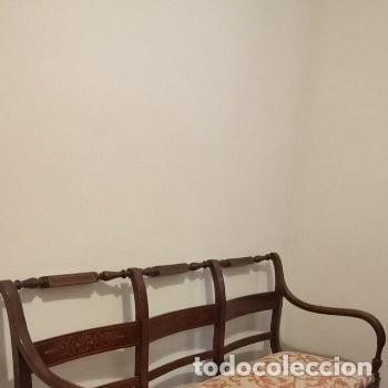 Antig&uuml;edades: Sof&aacute;-banco de madera tallada con asiento - Foto 1
