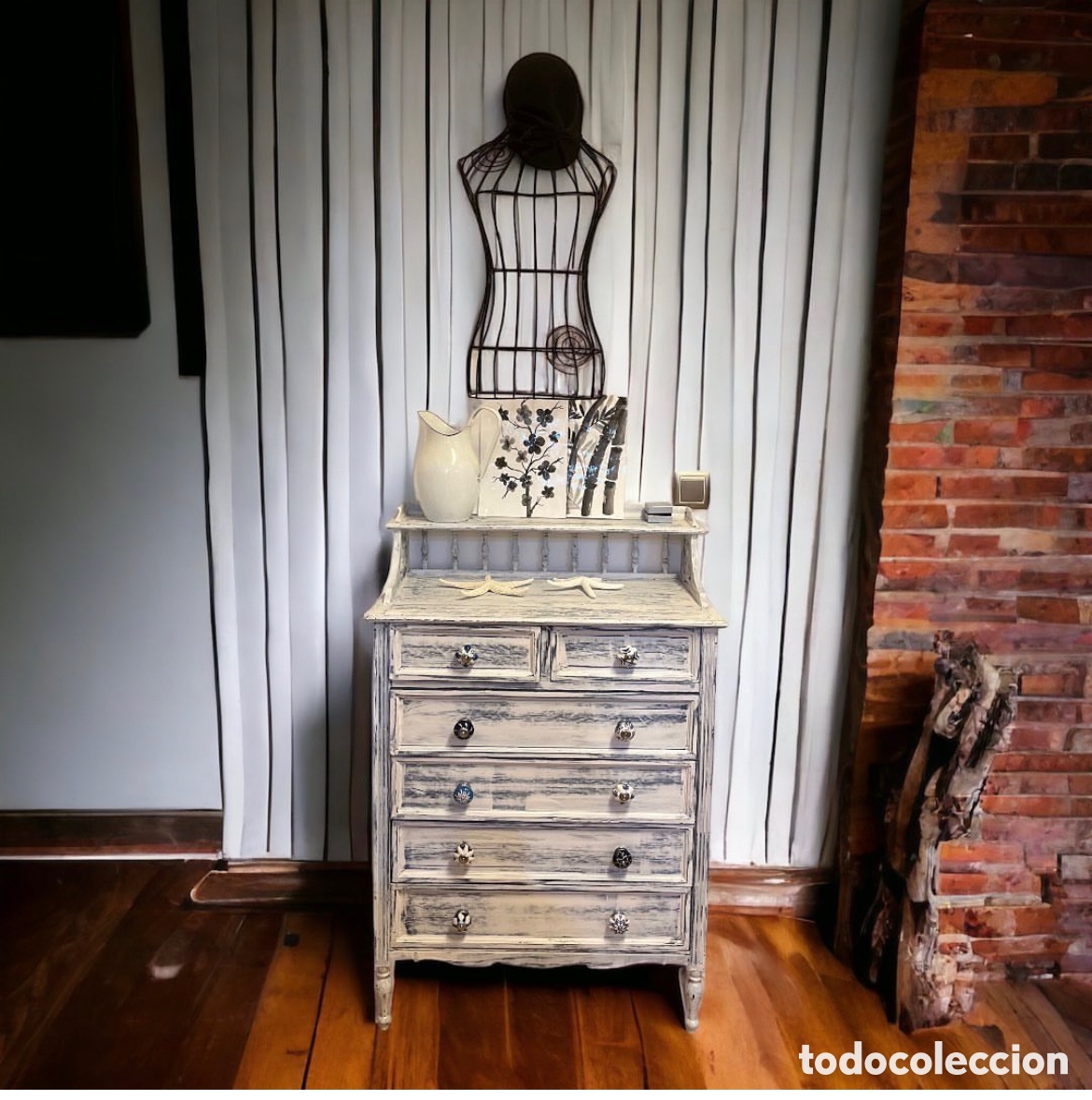 Antig&uuml;edades: C&oacute;moda restaurada y decorada - Foto 1