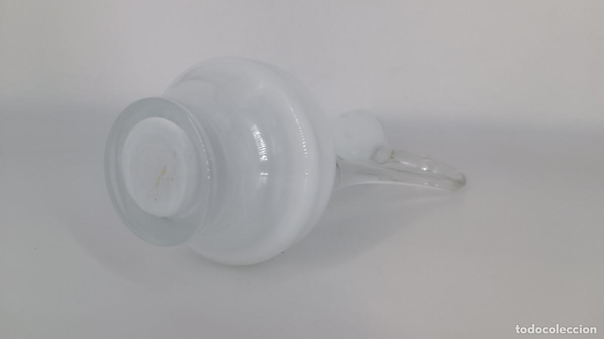 Antig&uuml;edades: Jarr&oacute;n de cristal blanco - Foto 3