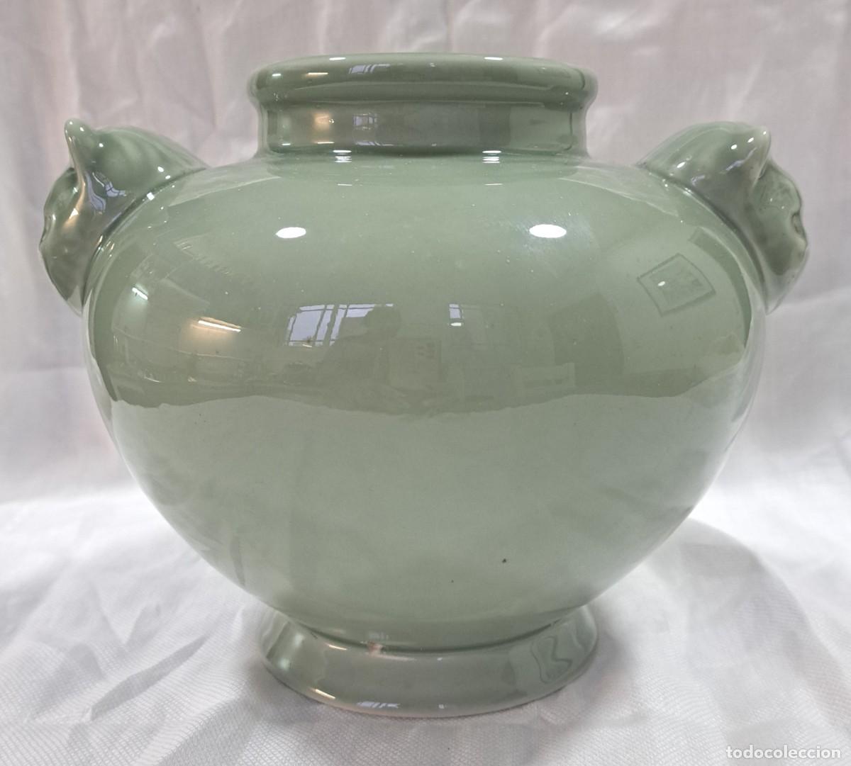 Antig&uuml;edades: ANTIGUO JARRON CENTRO DE MESA CELADON CHINO CON ASA DE LEON O PERRO FOO - Foto 3