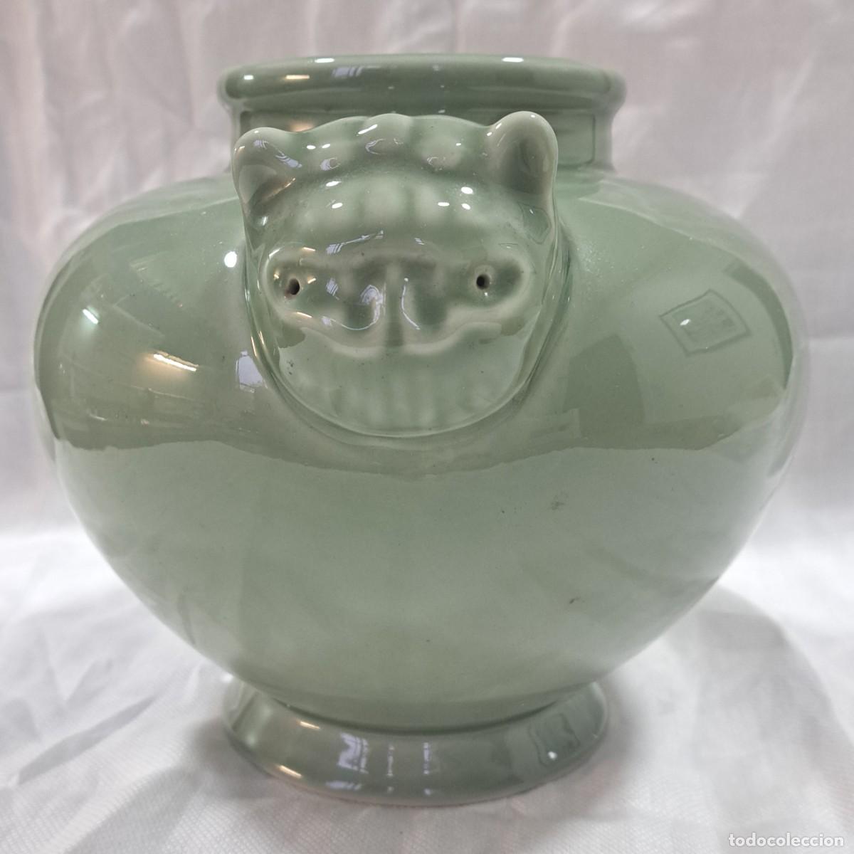 Antig&uuml;edades: ANTIGUO JARRON CENTRO DE MESA CELADON CHINO CON ASA DE LEON O PERRO FOO - Foto 4