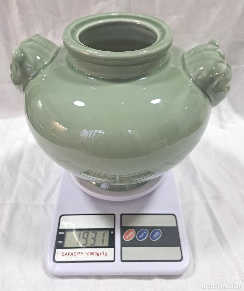 Antig&uuml;edades: ANTIGUO JARRON CENTRO DE MESA CELADON CHINO CON ASA DE LEON O PERRO FOO - Foto 18