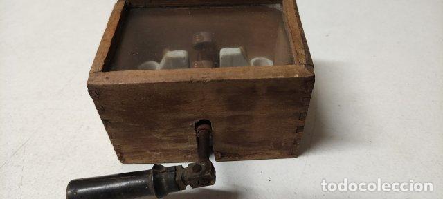 Antig&uuml;edades: ANTIGUO CURIOSO INTERRUPTOR EN CAJA - Foto 3