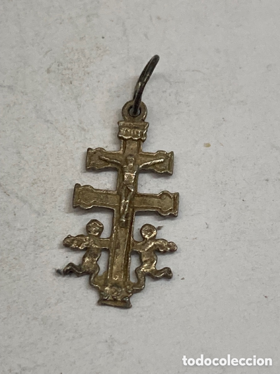 Antig&uuml;edades: Cruz de plata C62 - Foto 1