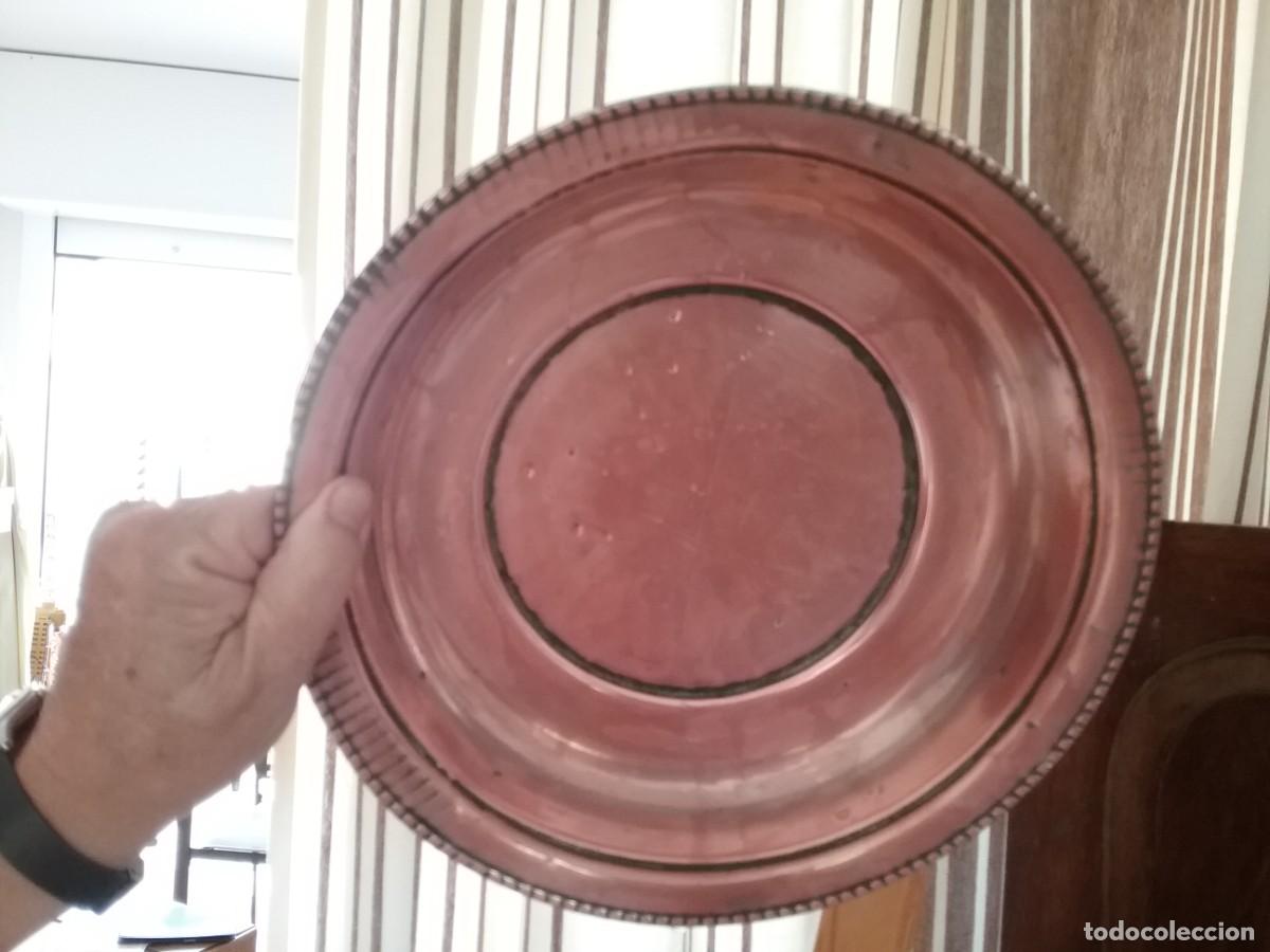 Antig&uuml;edades: Ensaladera plato cobre y esta&ntilde;o - Foto 5