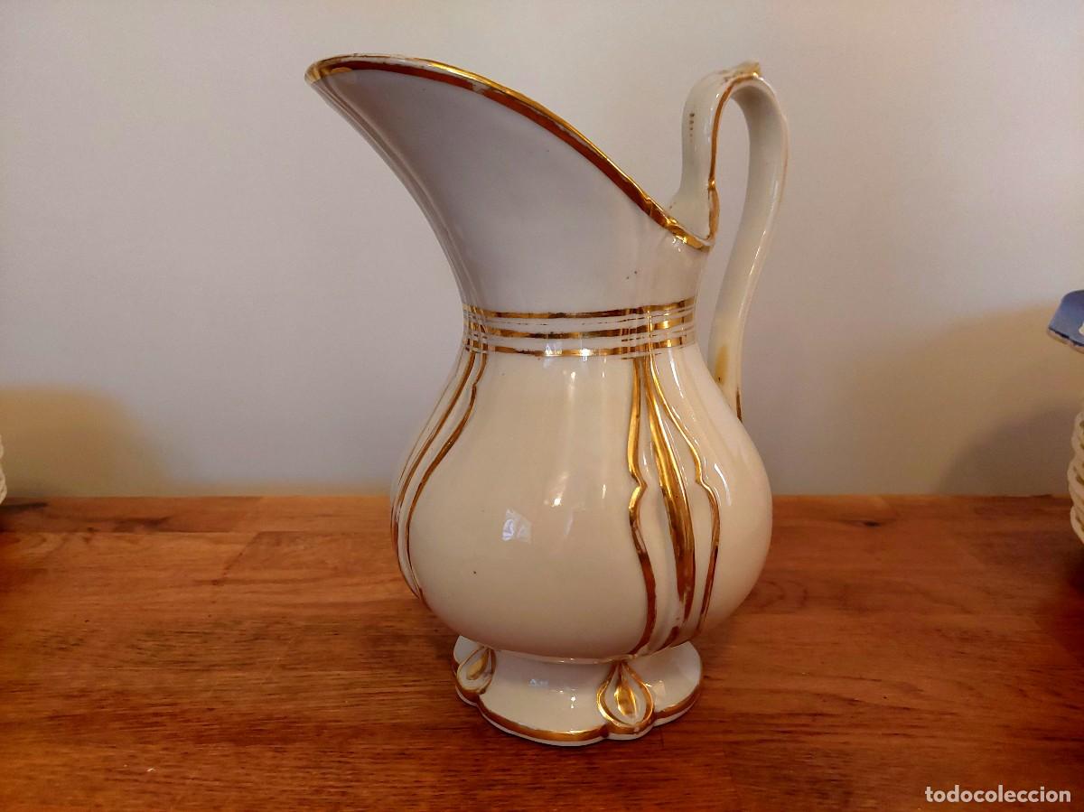 Antig&uuml;edades: JARRA DE PORCELANA.... - Foto 1