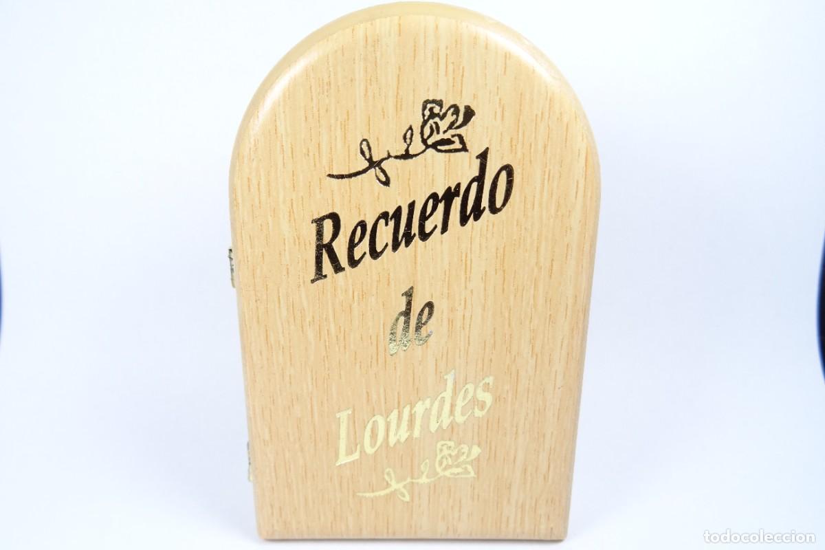 Antig&uuml;edades: Icono doble en madera de la Virgen de Lourdes - Foto 5
