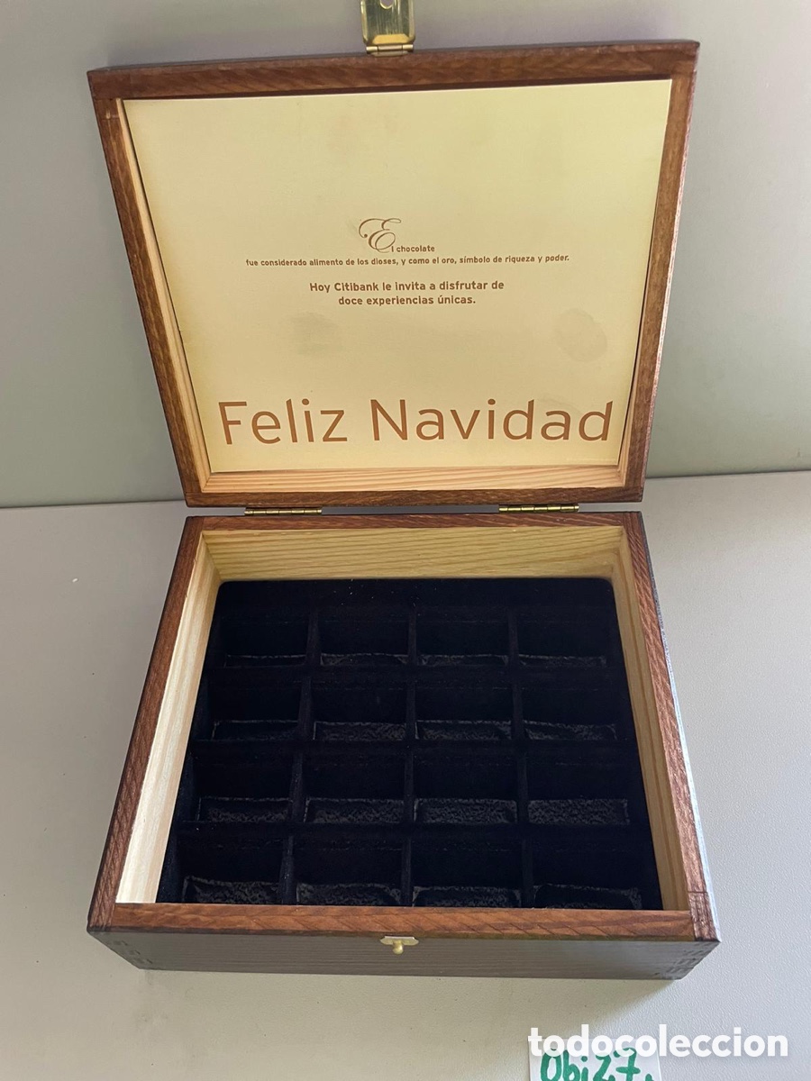 Antig&uuml;edades: Caja de chocolates antigua de madera - Foto 2