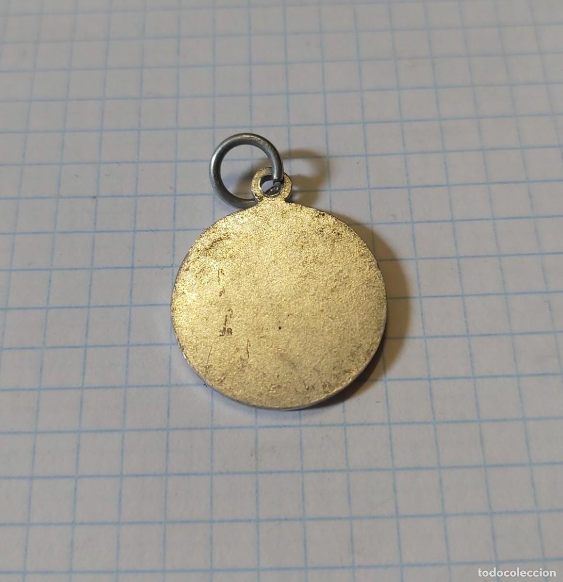 Antig&uuml;edades: Medalla religiosa, 2 cm de di&aacute;metro - Foto 2