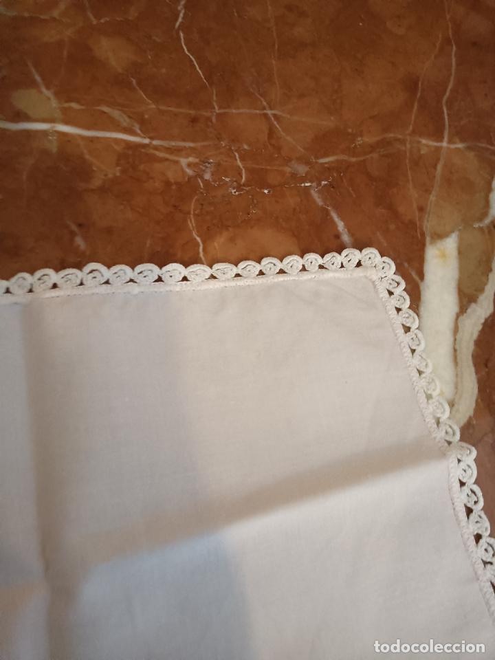 Antig&uuml;edades: Antiguo pa&ntilde;uelo de algod&oacute;n blanco de se&ntilde;ora puntilla fina de ganchillo rectangular - Foto 5