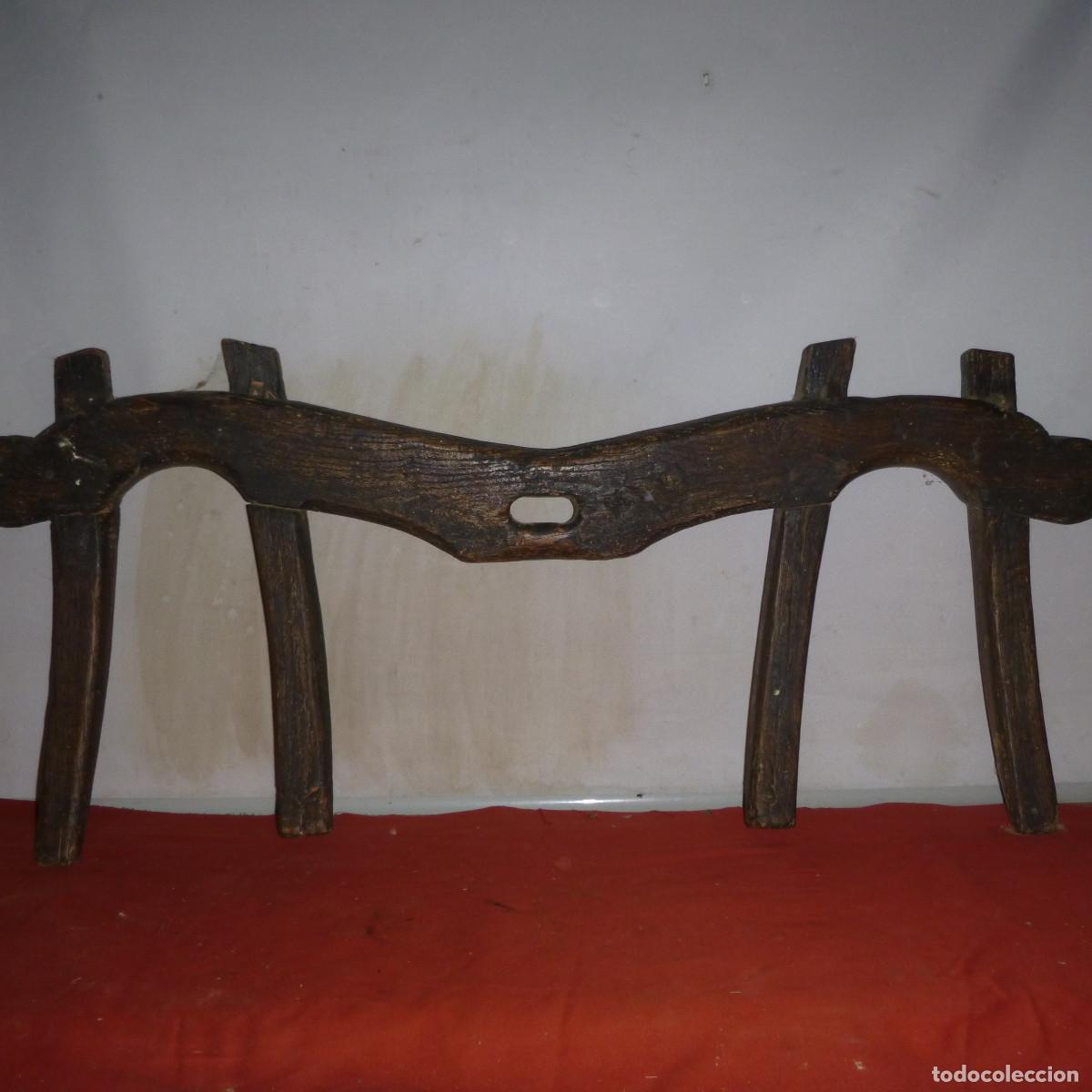 Antig&uuml;edades: ANTIGUO YUGO DE MULAS - Foto 1