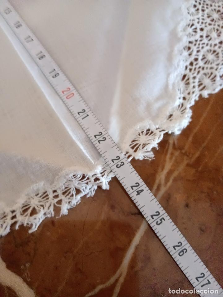 Antig&uuml;edades: Antiguo pa&ntilde;uelo de algod&oacute;n blanco de se&ntilde;ora puntilla - Foto 6