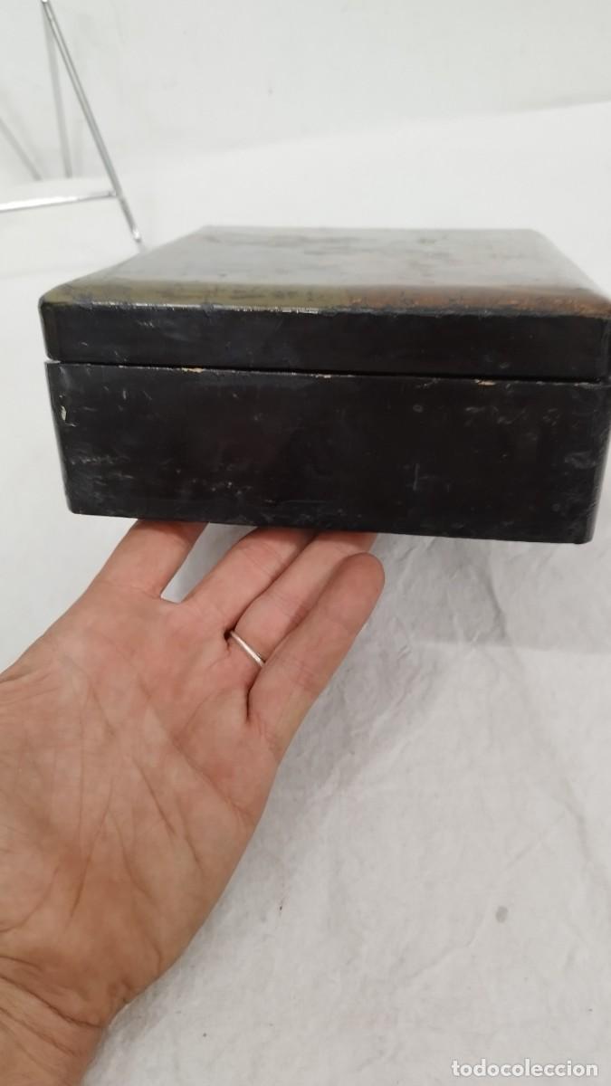 Antig&uuml;edades: Antigua Caja de Madera Oriental - Foto 5