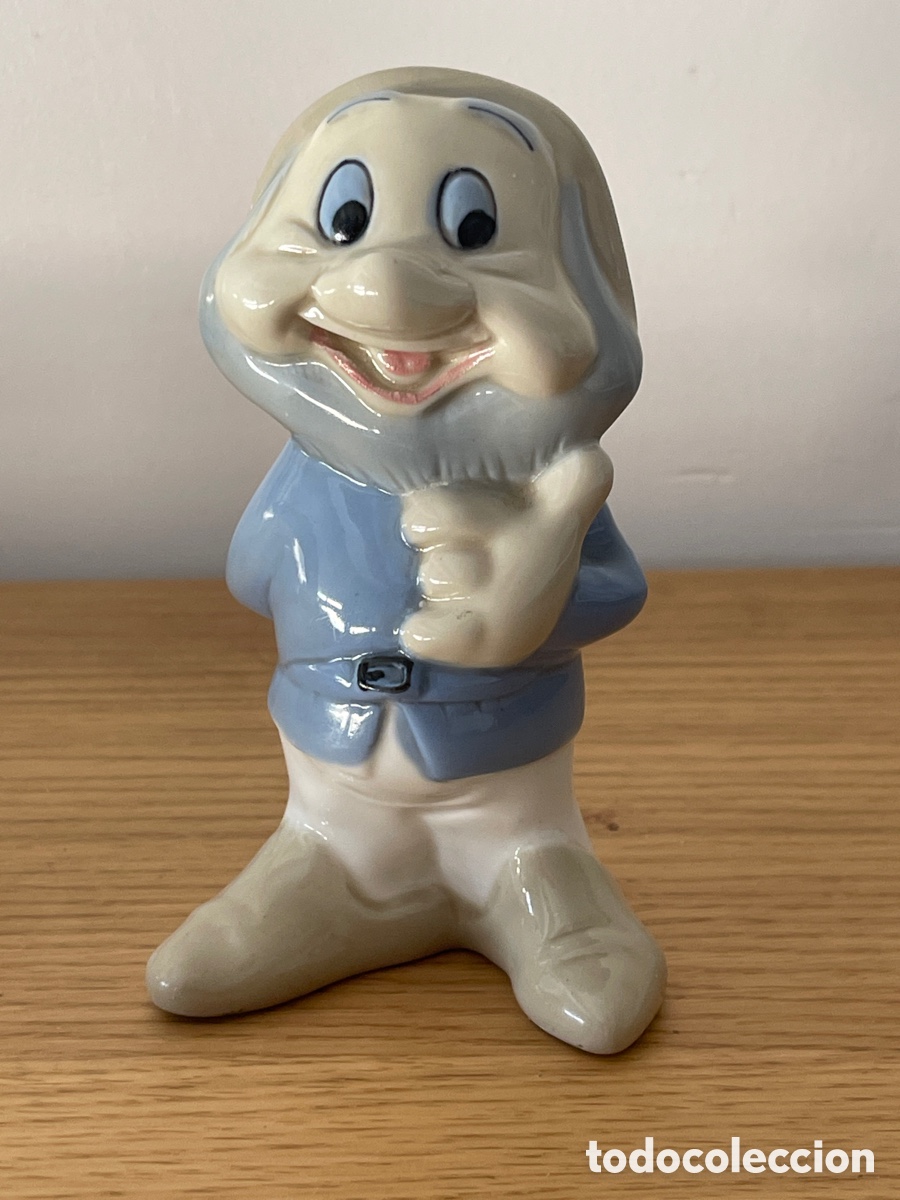 Antig&uuml;edades: Enanito de Blancanieves de porcelana