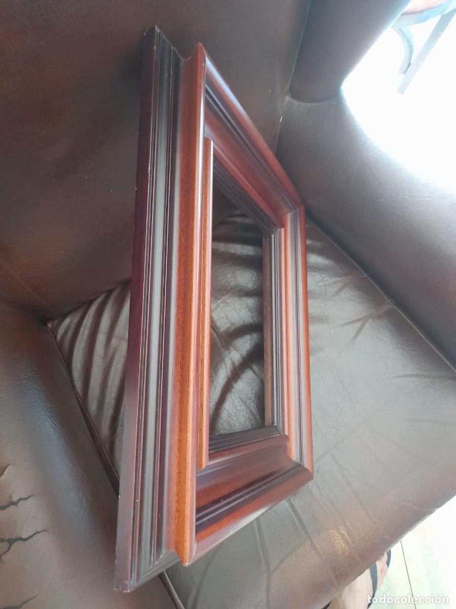 Antig&uuml;edades: Marco negro y color de madera - Foto 2