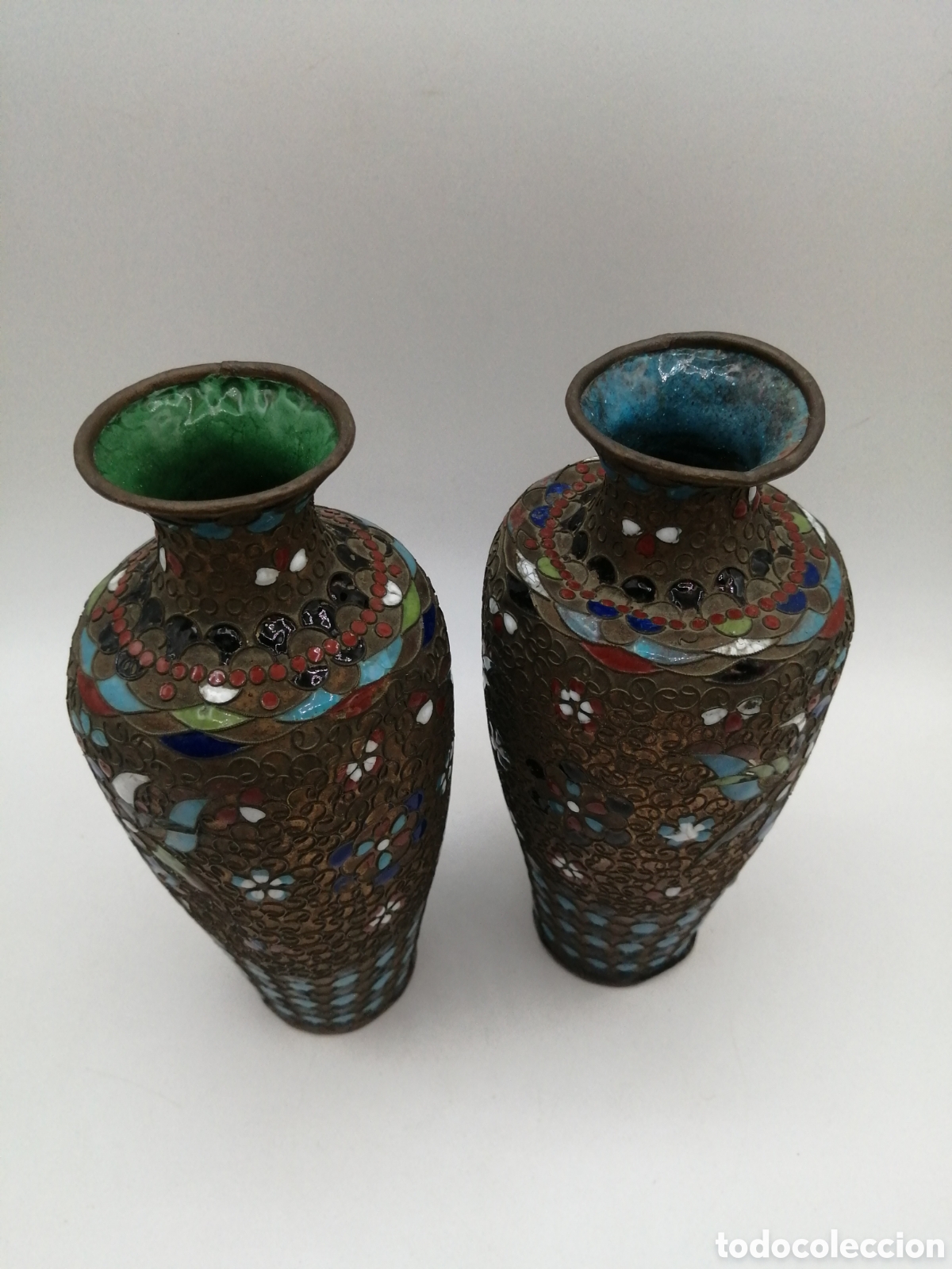 Antig&uuml;edades: Antiguos jarrones lat&oacute;n y esmalte cloisonne - Foto 4