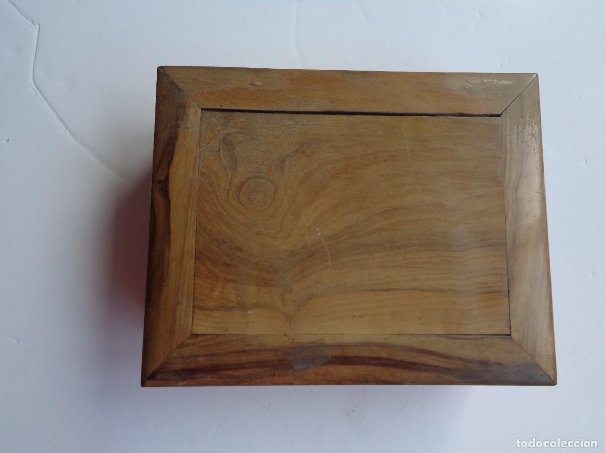 Antig&uuml;edades: CAJA DE MADERA - Foto 2