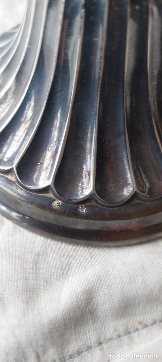 Antig&uuml;edades: Botella de cristal y plata en forma de racimo de uvas. - Foto 3