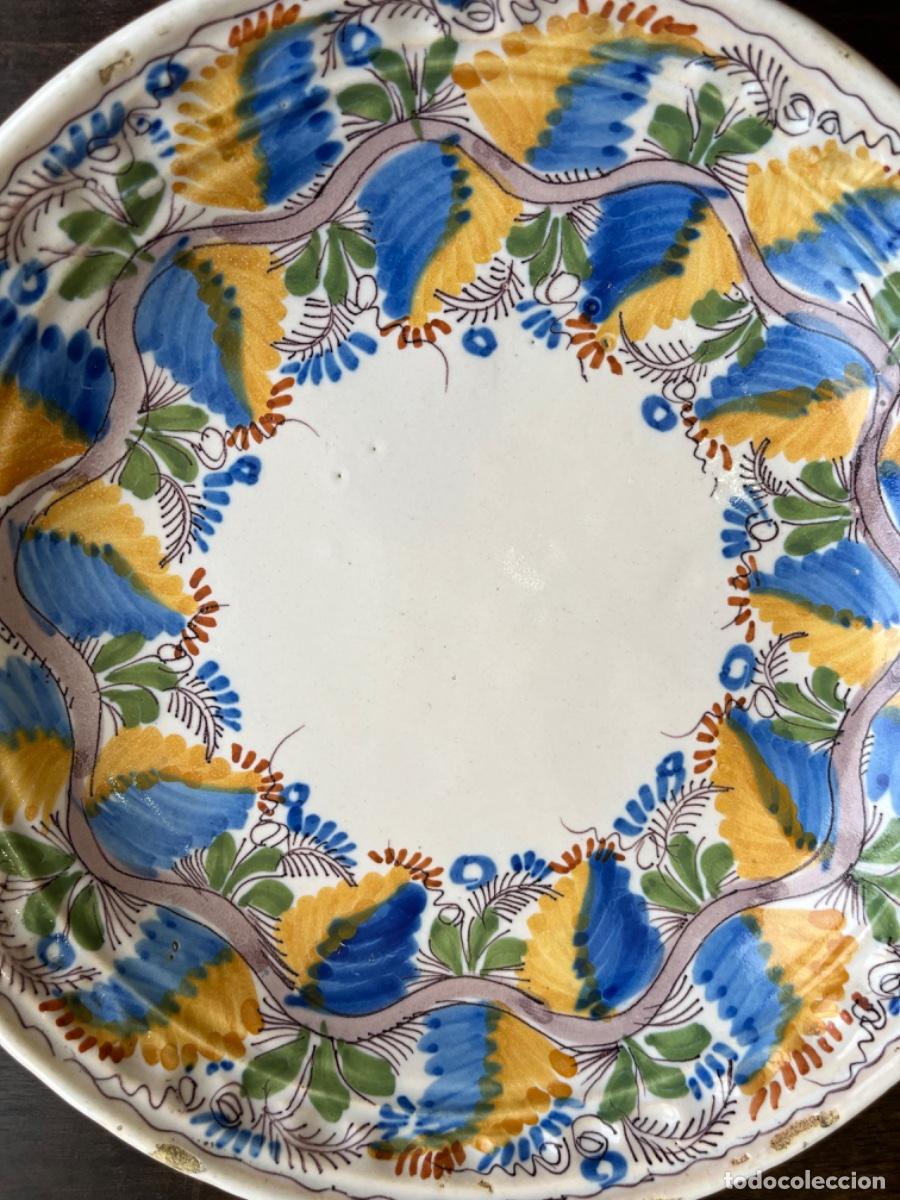 Antig&uuml;edades: Excelente plato de manises S.XIX. A4 - Foto 2