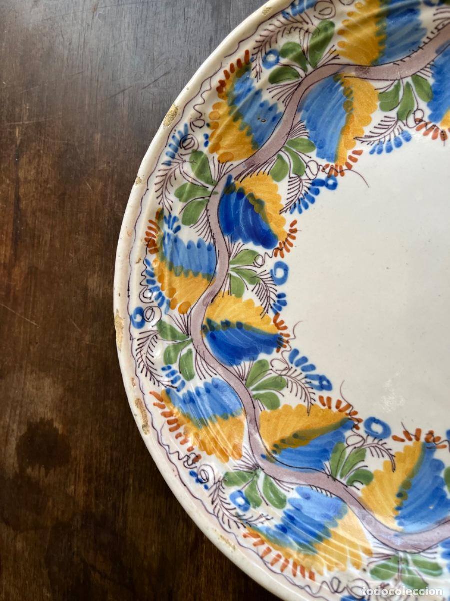 Antig&uuml;edades: Excelente plato de manises S.XIX. A4 - Foto 3