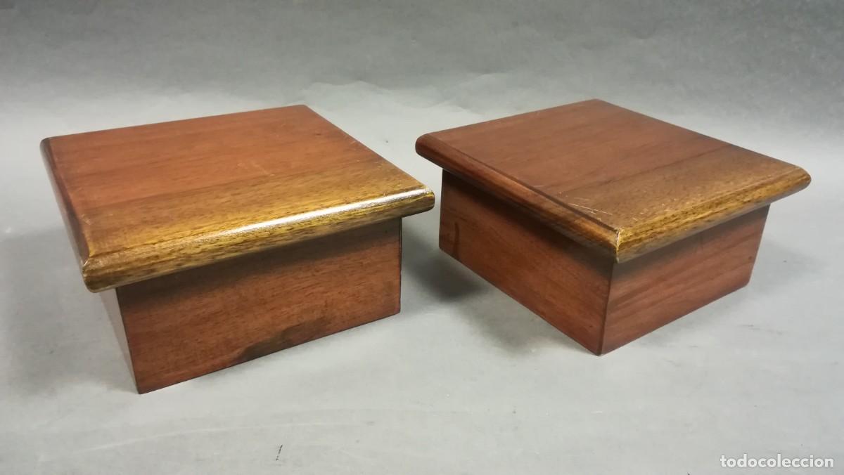 Antig&uuml;edades: PAREJA BASES DE MADERA - Foto 2