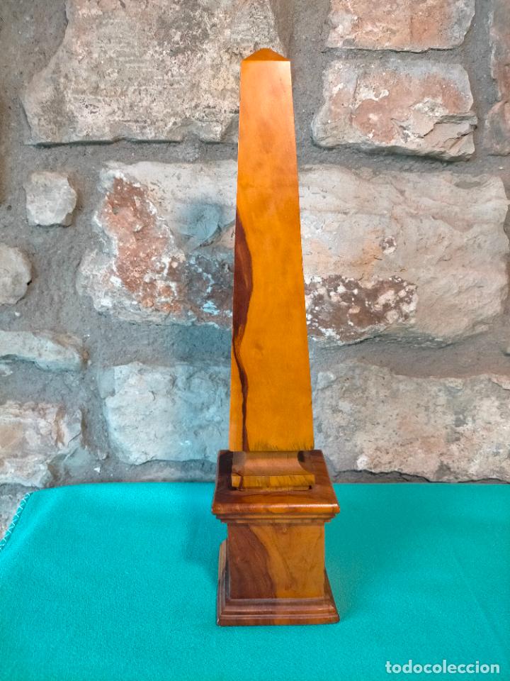 Antig&uuml;edades: Escultura de madera tallada de torre rectangular torreta - Foto 8
