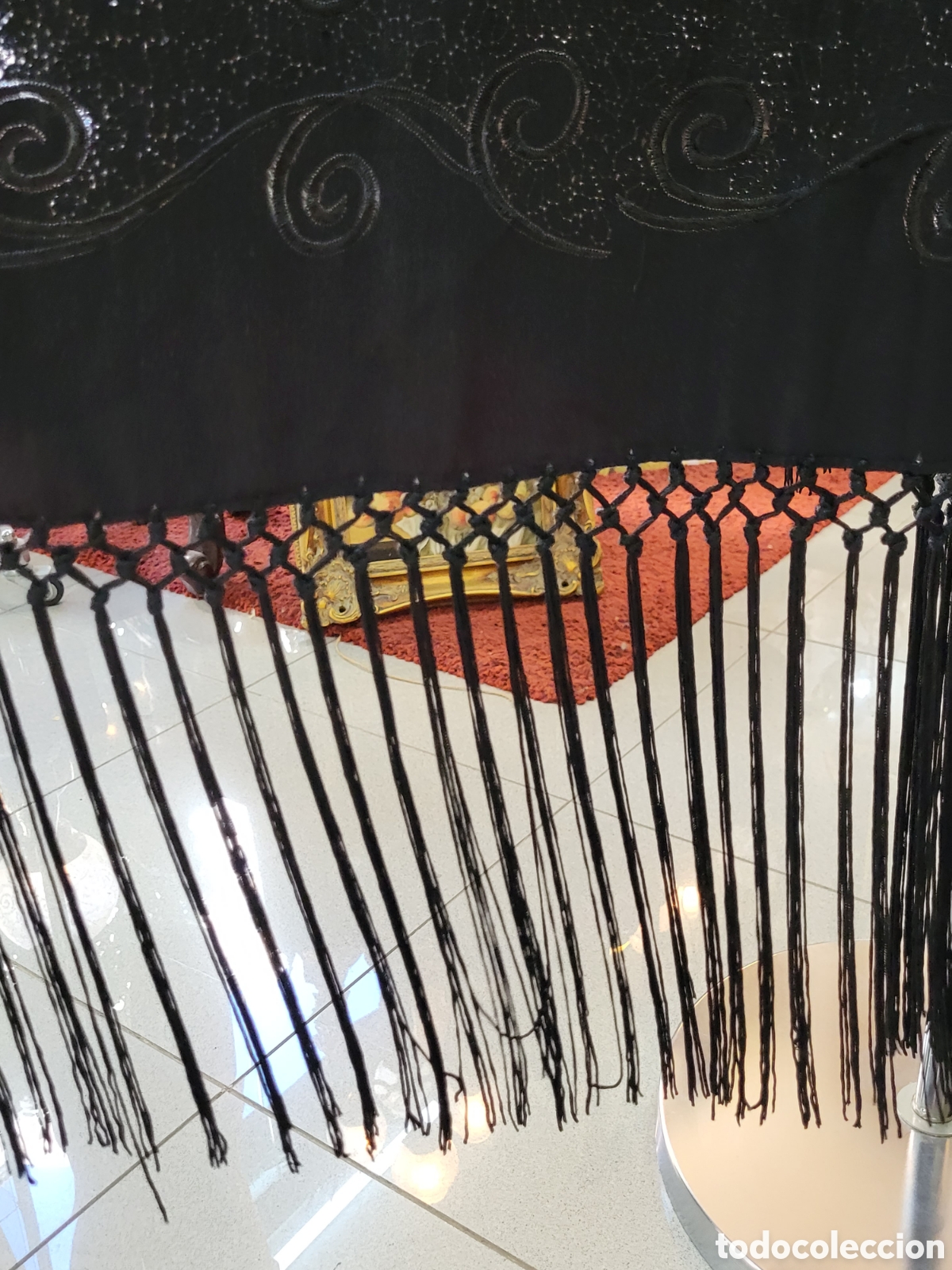 Antig&uuml;edades: MANTONCILLO CON FLECOS COLOR NEGRO - Foto 14