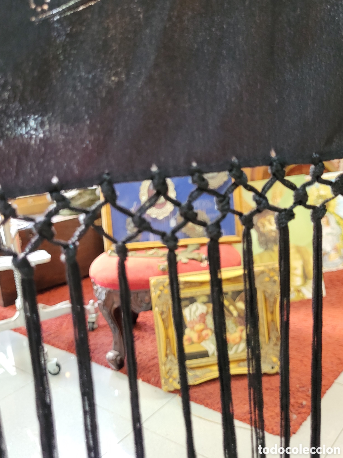 Antig&uuml;edades: MANTONCILLO CON FLECOS COLOR NEGRO - Foto 21