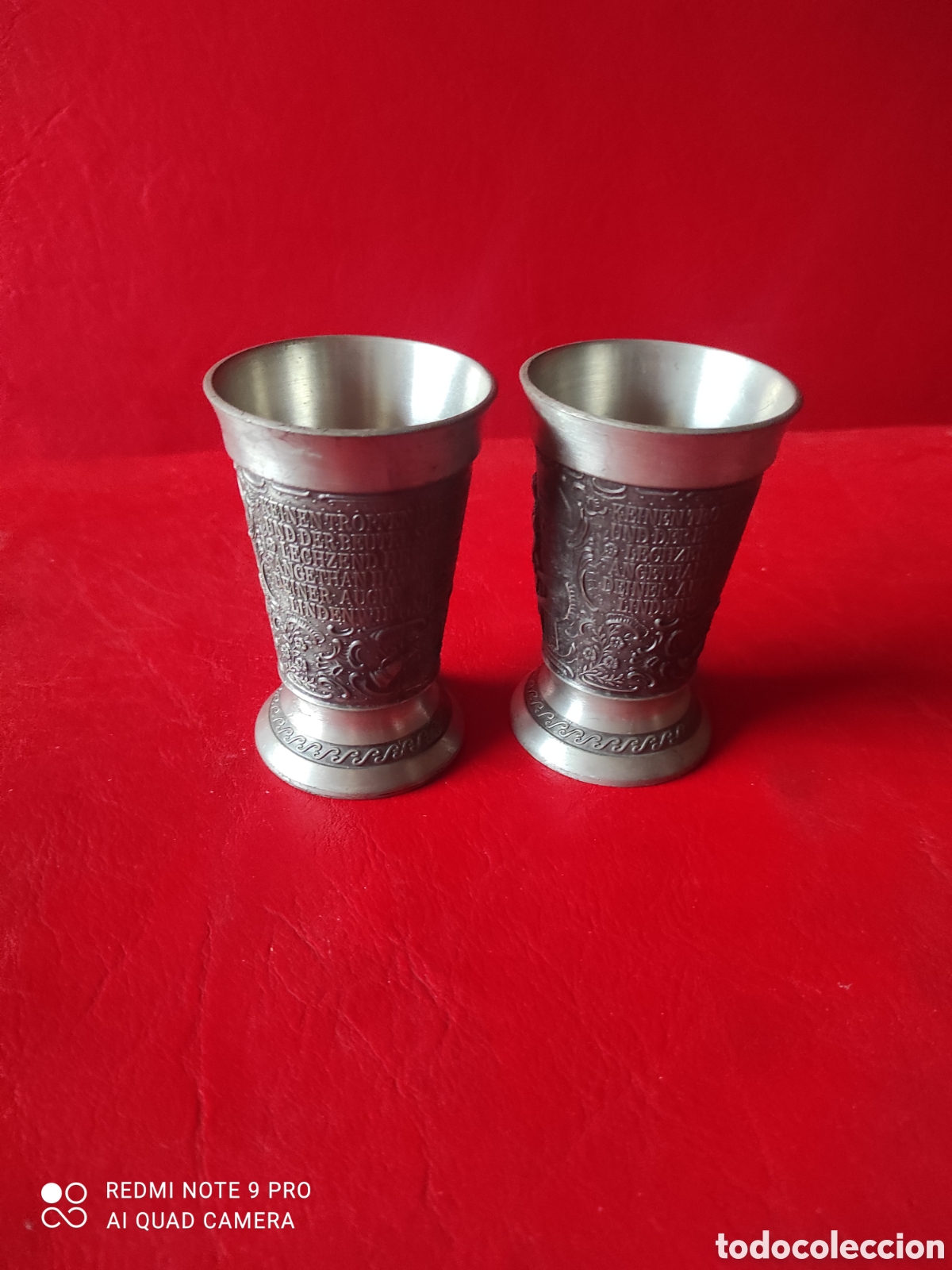 Antig&uuml;edades: 2 vasos de esta&ntilde;o con sello en la base - Foto 3