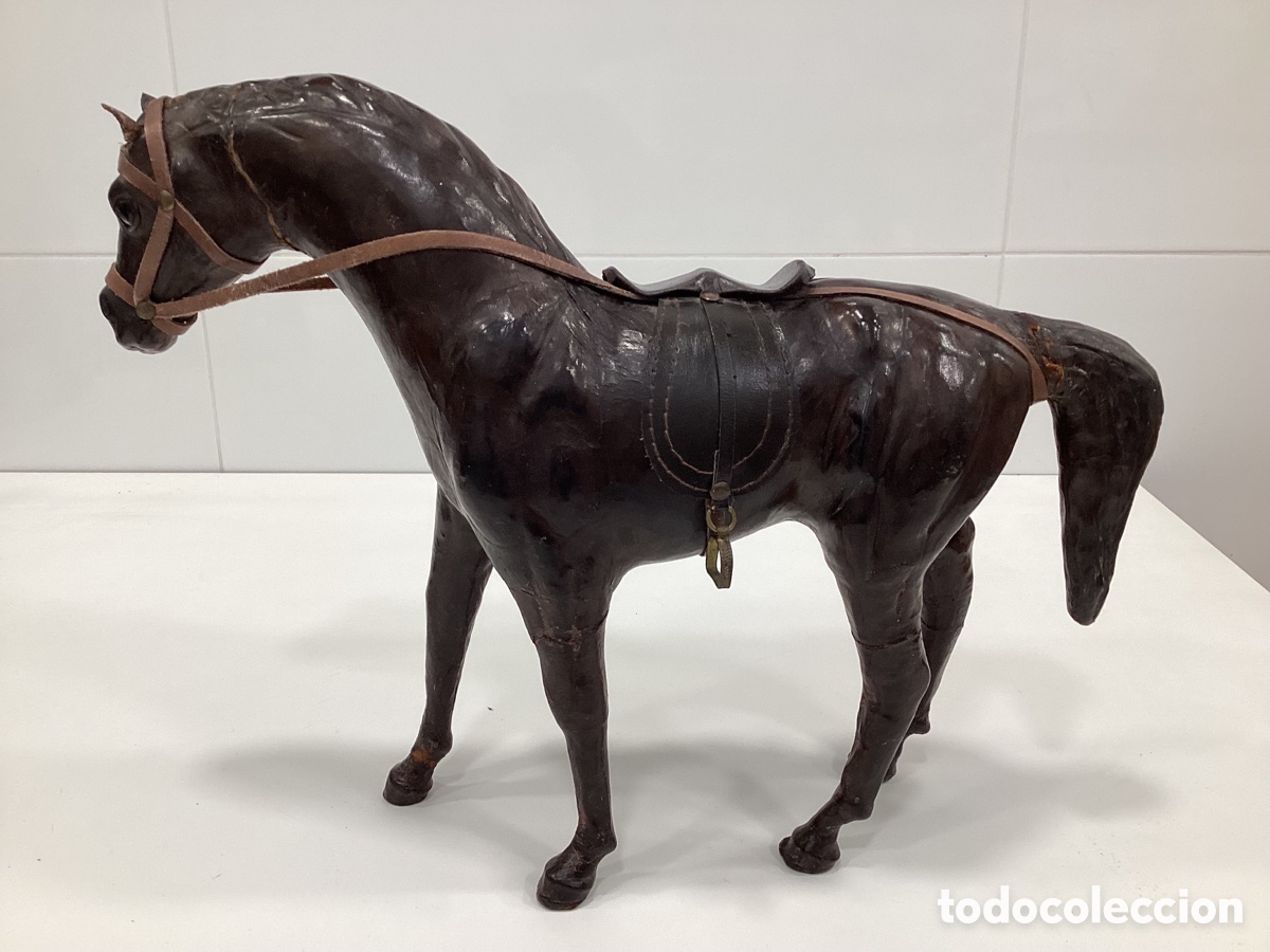 Antig&uuml;edades: Caballo de piel natural. - Foto 7