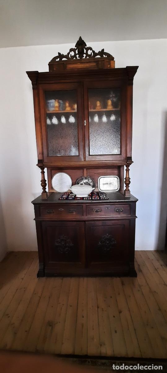 Antig&uuml;edades: Alacena antigua de madera - Foto 2