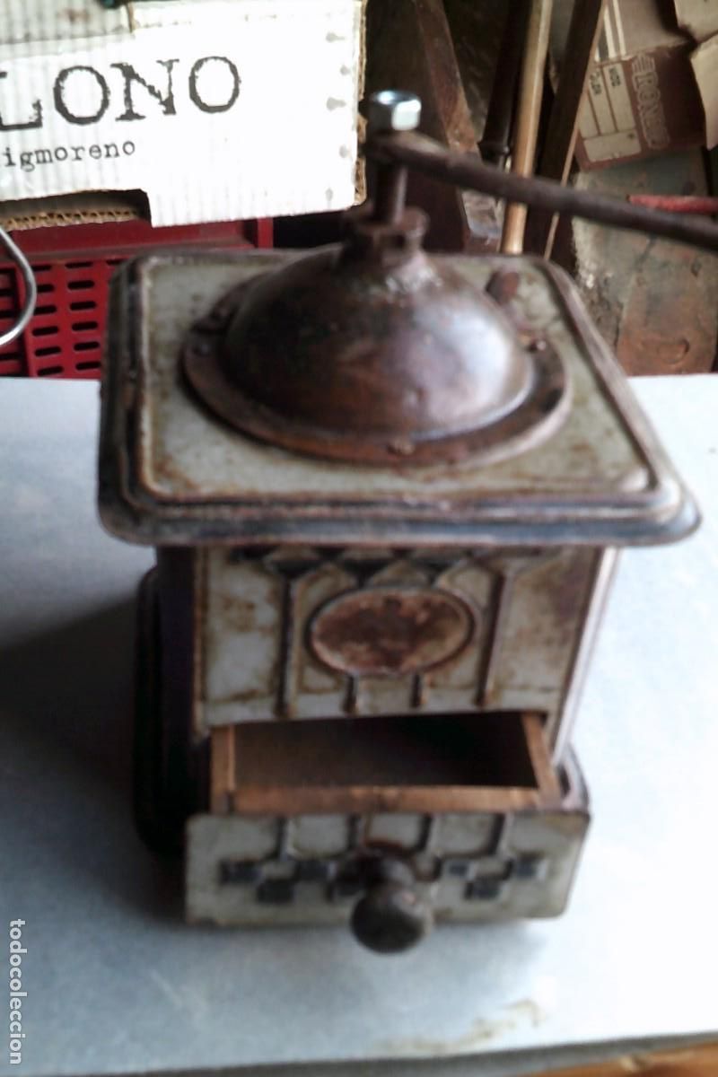 Antig&uuml;edades: Antiguo molinillo caf&eacute; met&aacute;lico, - Foto 1