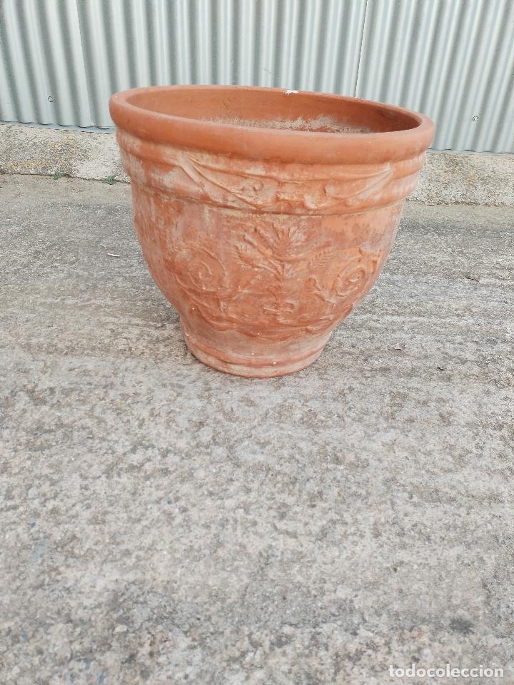 Antig&uuml;edades: macetero ceramica terracota - Foto 2