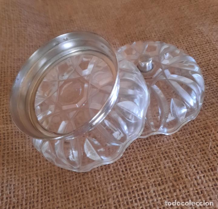 Antig&uuml;edades: CAJA DE CRISTAL CON POMO Y BASE EN PLATA LEY. - Foto 3