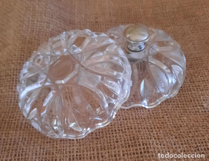 Antig&uuml;edades: CAJA DE CRISTAL CON POMO DE PLATA. - Foto 3