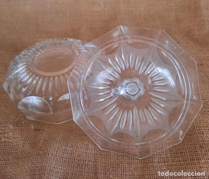 Antig&uuml;edades: BOMBONERA DE CRISTAL CON POMO DE PLATA. - Foto 4