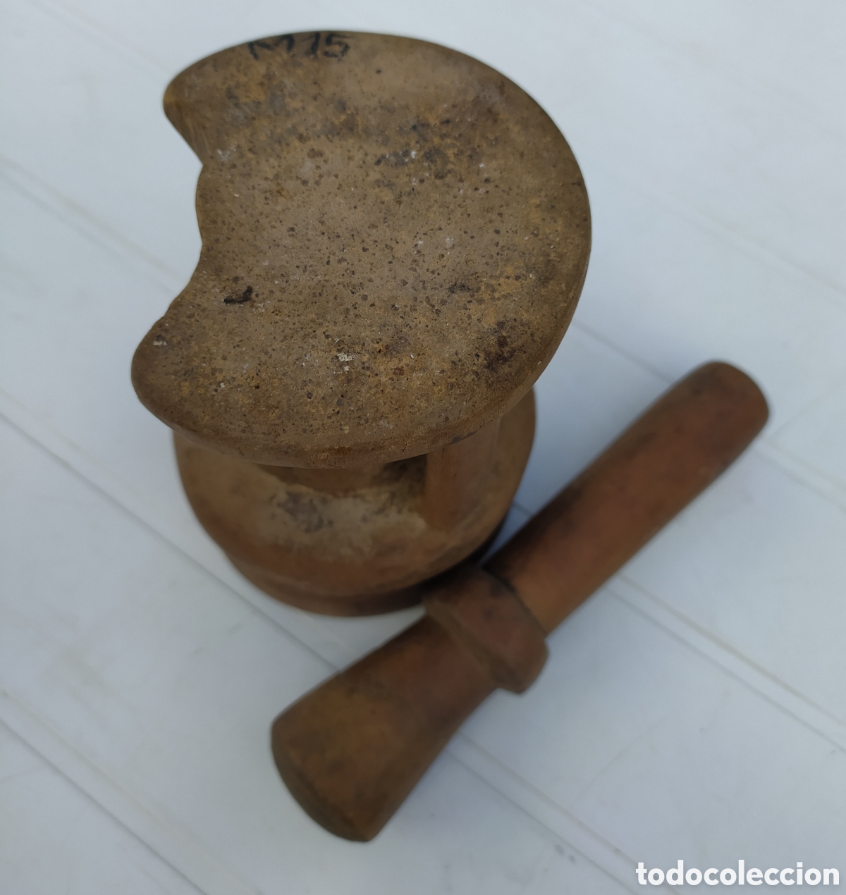 Antig&uuml;edades: Mortero de madera pastoril. S. XIX - Foto 10