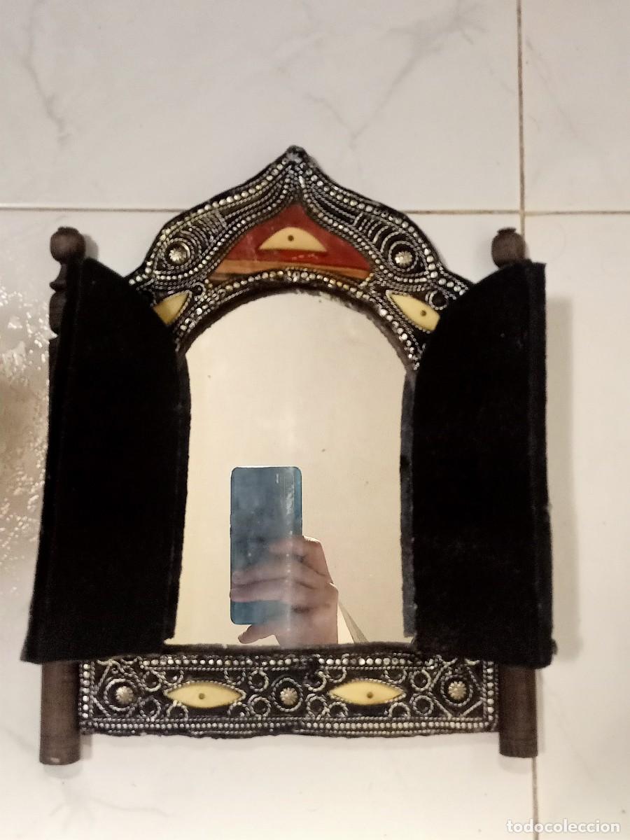 Antig&uuml;edades: Espejo de pared con puertas - Foto 1